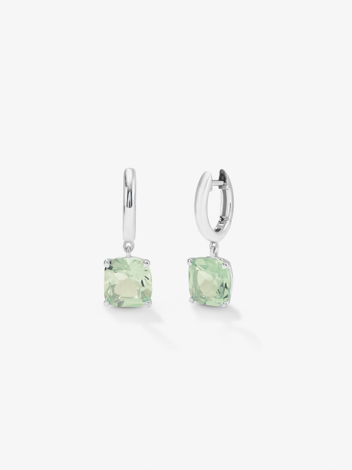 Pendientes de plata 925 con amatistas verdes en talla cushion de 5,3 cts