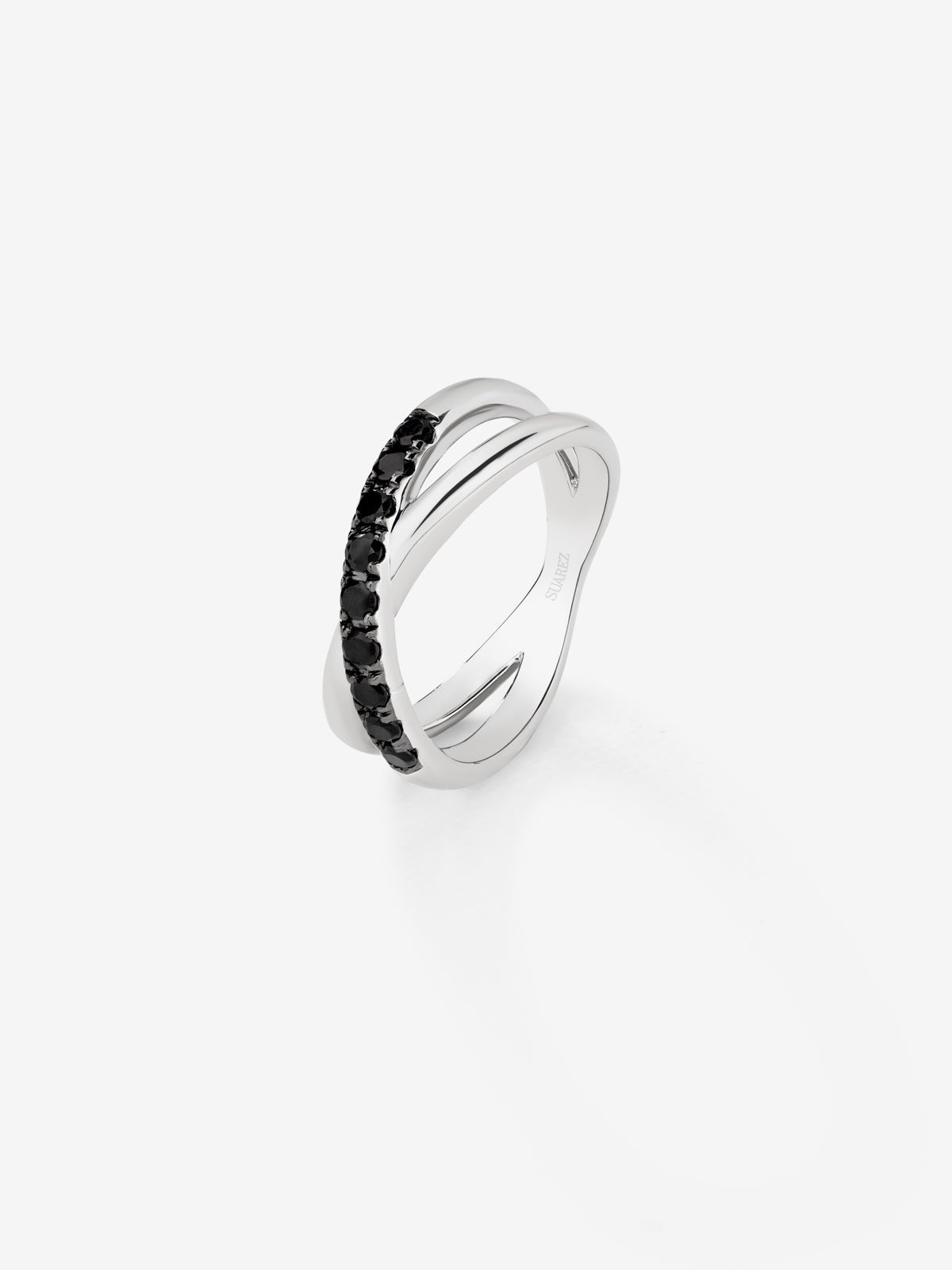 925 silver cross ring with 9 brilliant-cut black spinels with a total of 0.24 cts