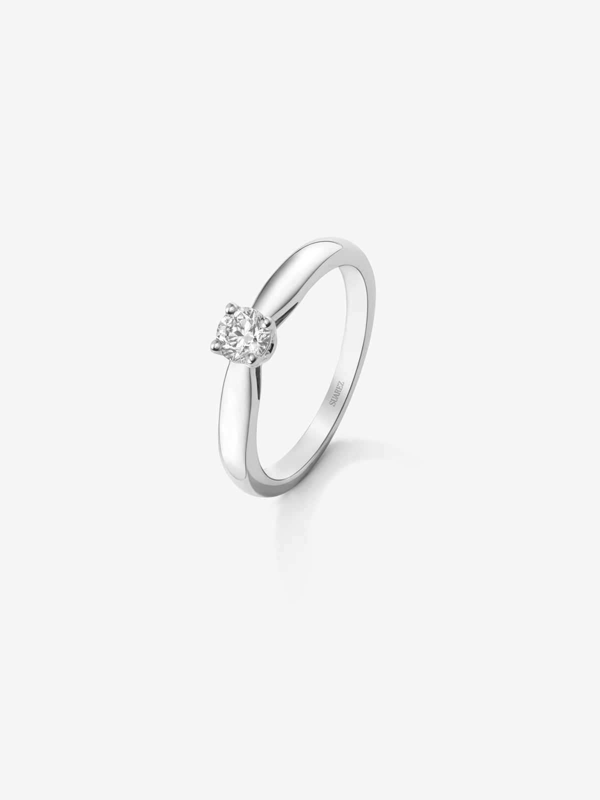 18K white gold solitary ring with white diamond in 0.3 cts