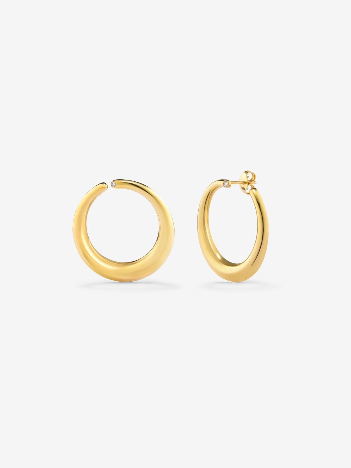 Pendientes aro liso grande oro amarillo de 18K con diamante