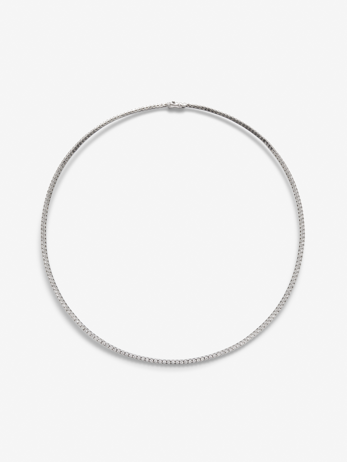 18K white gold rivière necklace with 207 brilliant-cut diamonds with a total of 3.06 cts