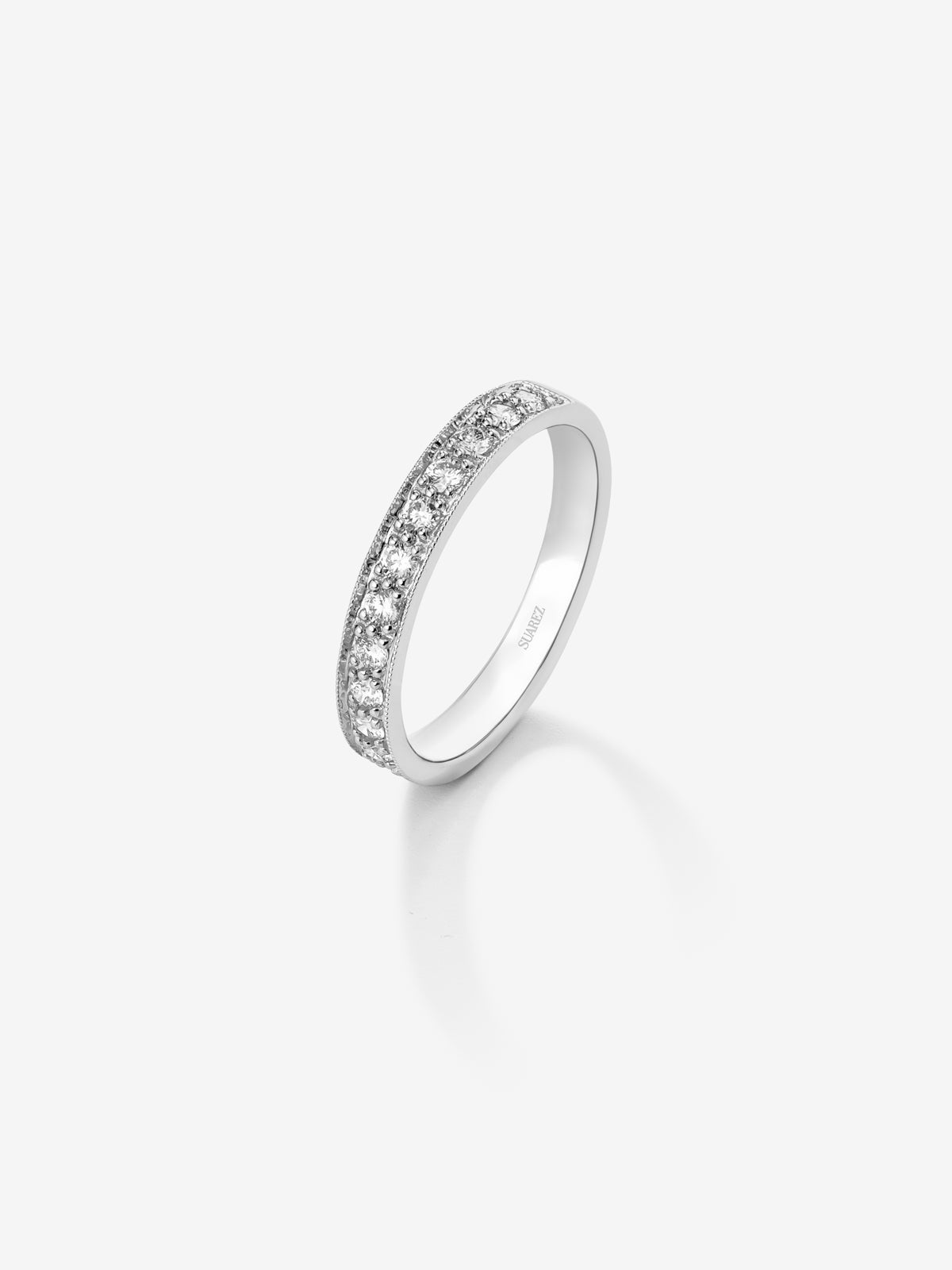 Half ring in 18K white gold with 13 brilliant-cut diamonds with a total of 0.36 cts