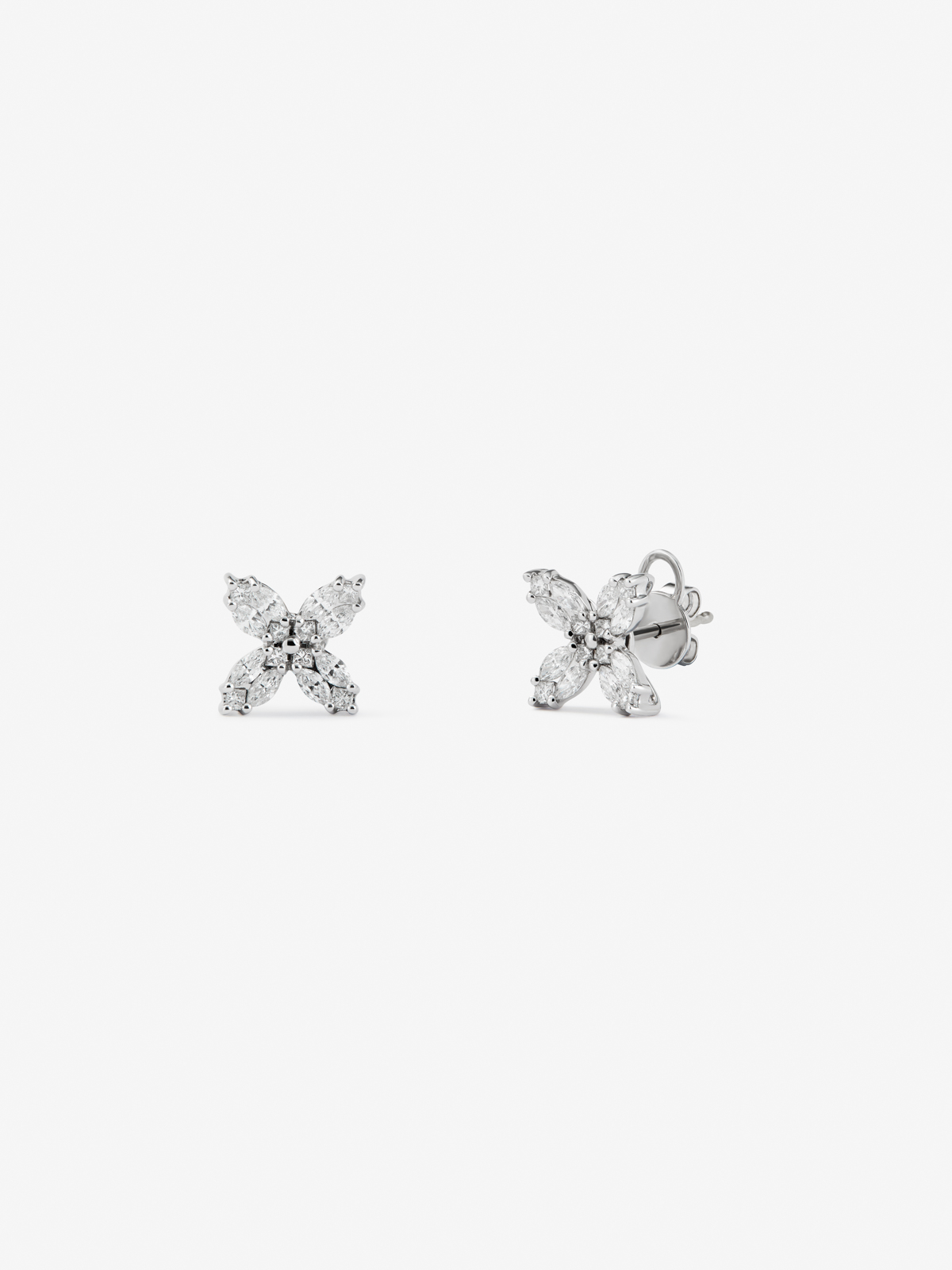 18K white gold earrings with 0.86 ct brilliant cut diamonds