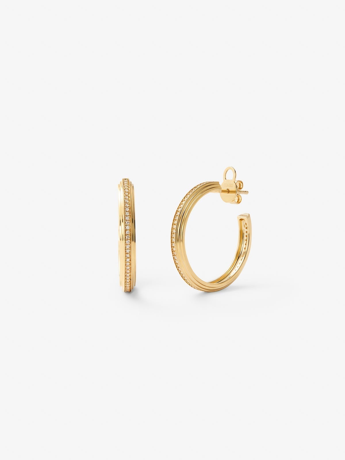 18K yellow gold hoop earrings with 124 brilliant-cut diamonds with a total of 0.3 cts