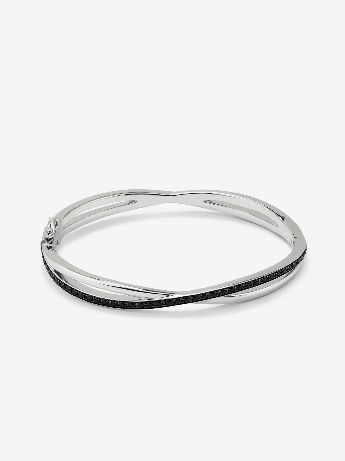 Pulsera rígida de plata 925 con 47 espinelas en talla brillante con un total de 1,23 cts