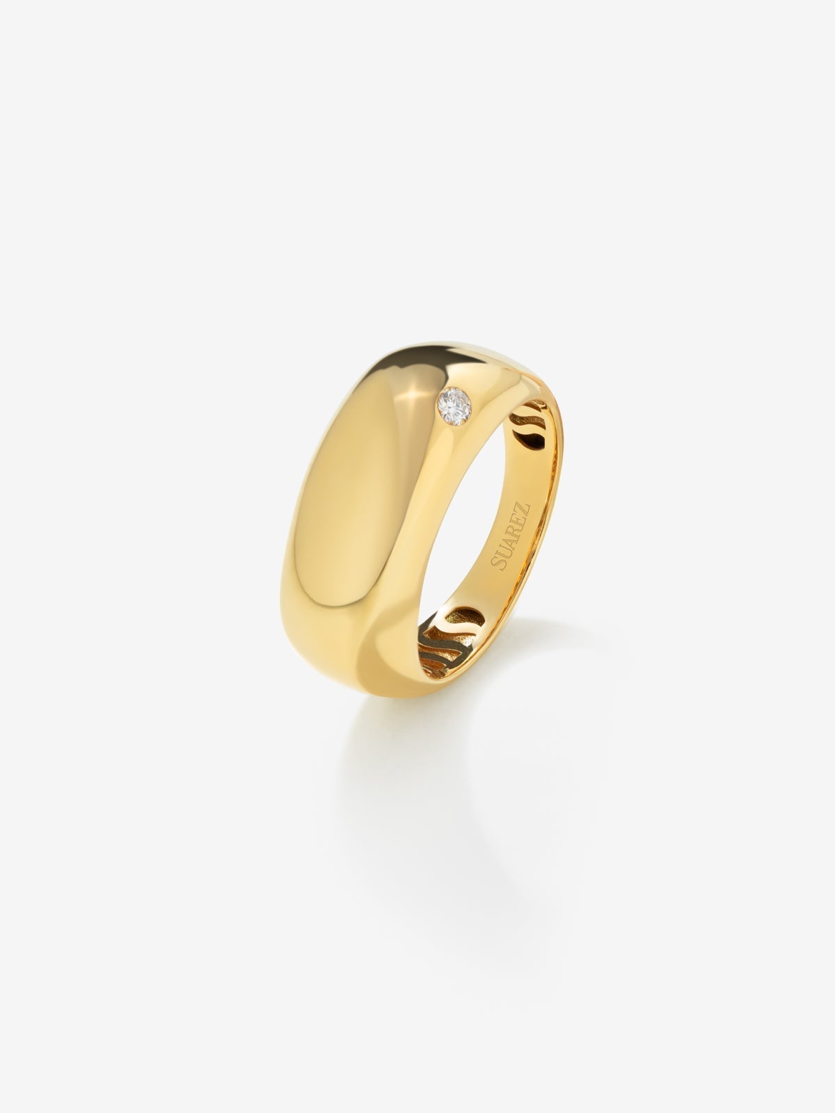 Anillo de oro amarillo de 18K con diamante en talla brillante de 0,03 cts