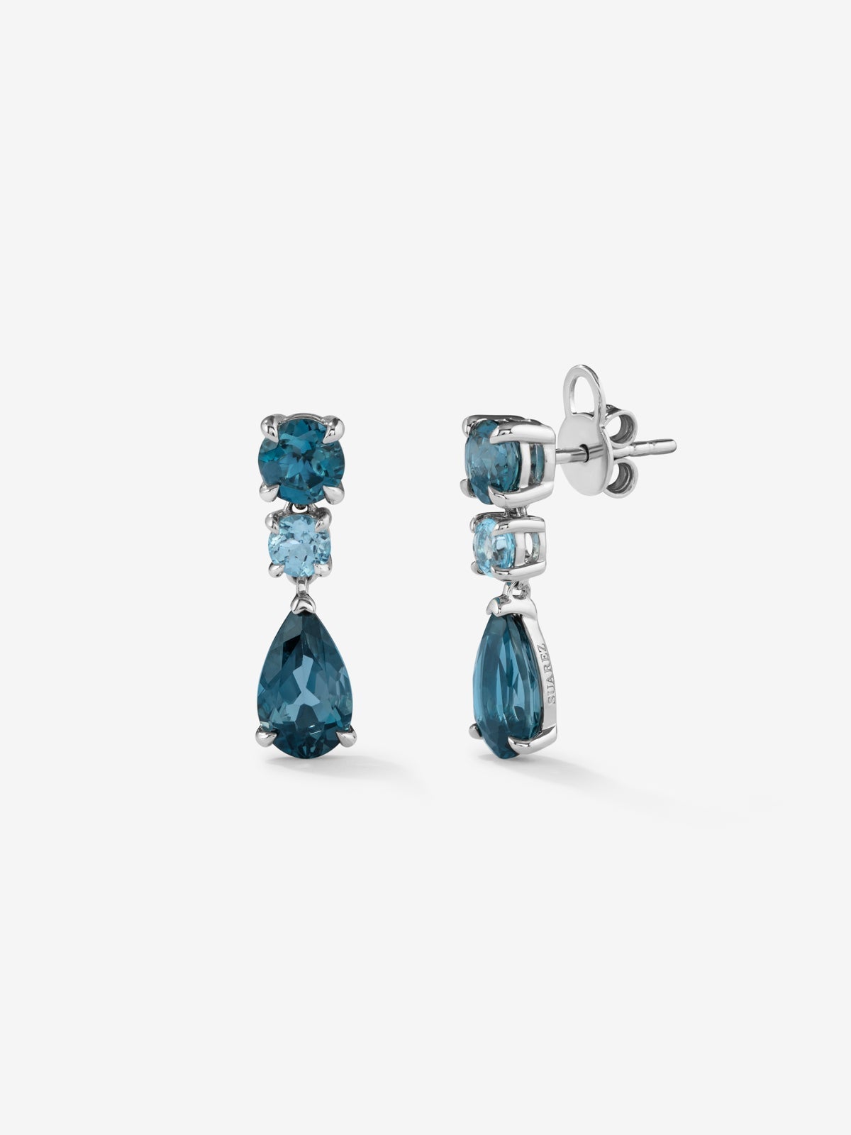 925 silver earrings with pear-cut London blue topazes of 2.56 cts and brilliant cut of 1.4 cts, and Swiss blue topazes in brilliant cut of 0.57 cts